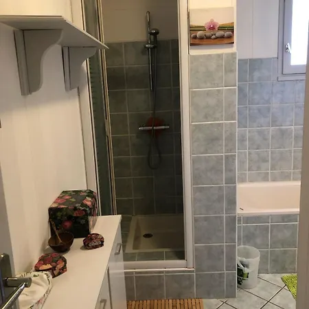 Holiday home Lumineuse, Et Jardin Et Piscine Privatifs, Tv Connectee