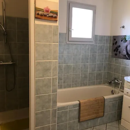 Lumineuse, Et Jardin Et Piscine Privatifs, Tv Connectee Holiday home Audenge