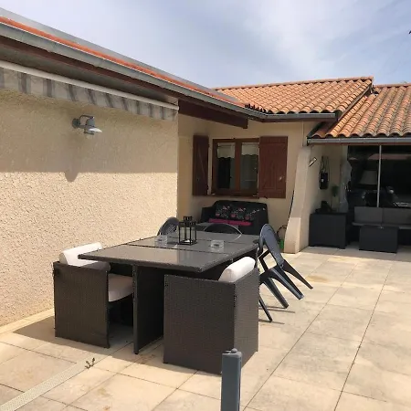 Lumineuse, Et Jardin Et Piscine Privatifs, Tv Connectee 펜션 *