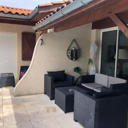 Lumineuse, Et Jardin Et Piscine Privatifs, Tv Connectee