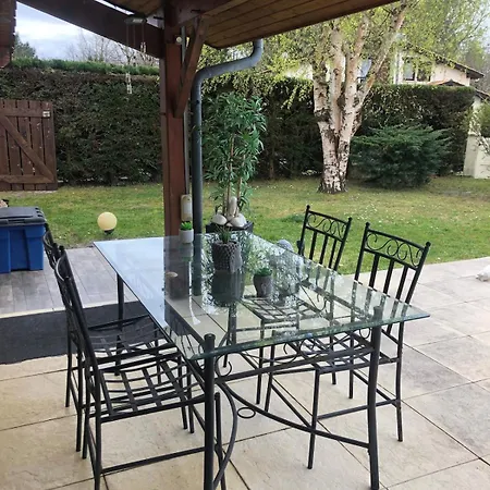 Lumineuse, Et Jardin Et Piscine Privatifs, Tv Connectee