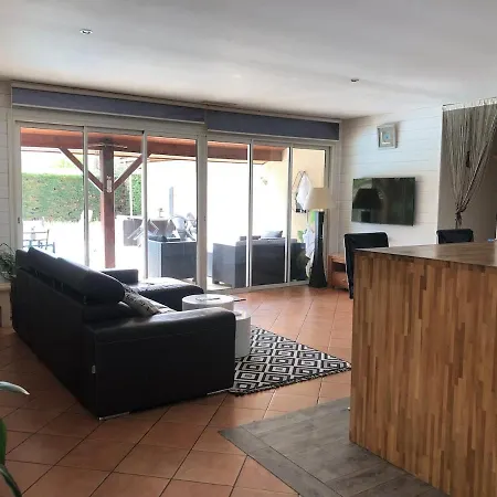 度假居 Lumineuse, Et Jardin Et Piscine Privatifs, Tv Connectee *